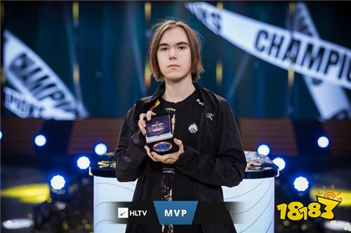 二字不只停 二字不只停