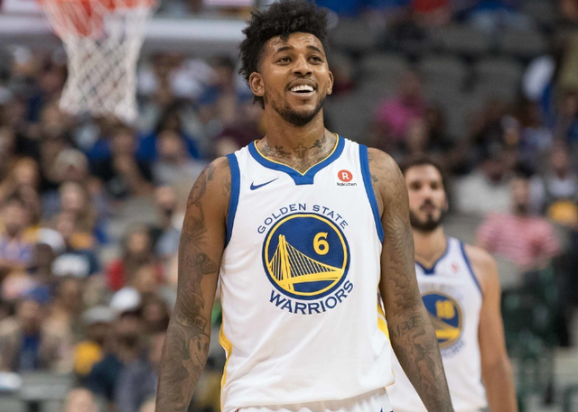 何他在生涯 何他在生涯